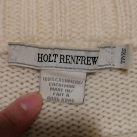 Gorgeous EUC Holt Renfrew 100% cashmere sweater - Picture 2 of 8
